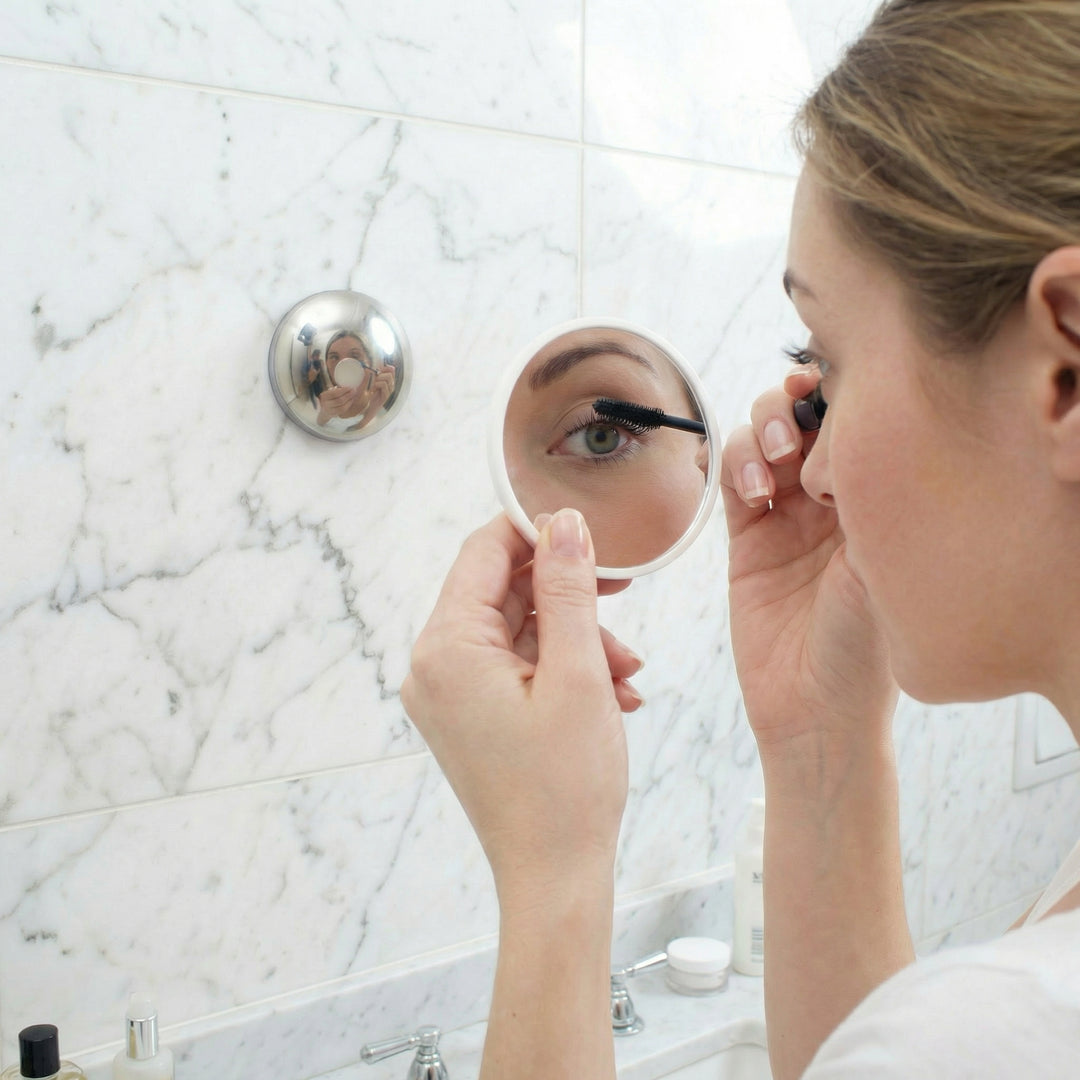 AirMirror™ Compact Avtagbar Magnetisk Sminkspegel 15x — Sugproppsfäste